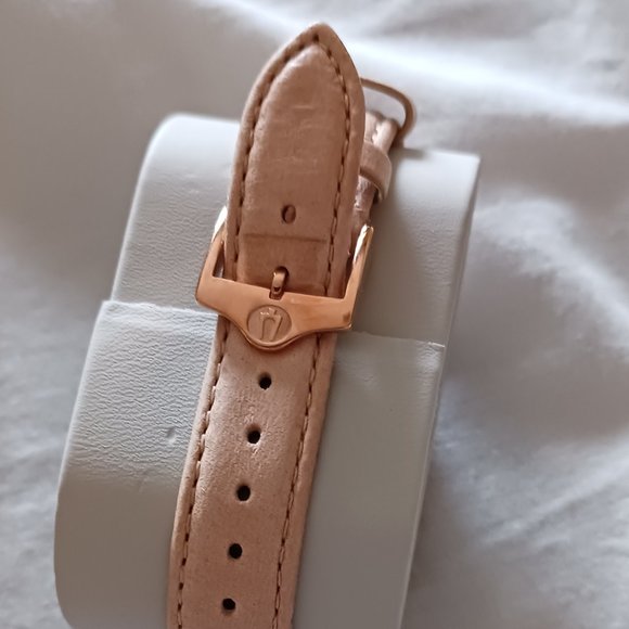 Bulova Ladies Classic Rose-Tone Watch - Picture 4 of 7